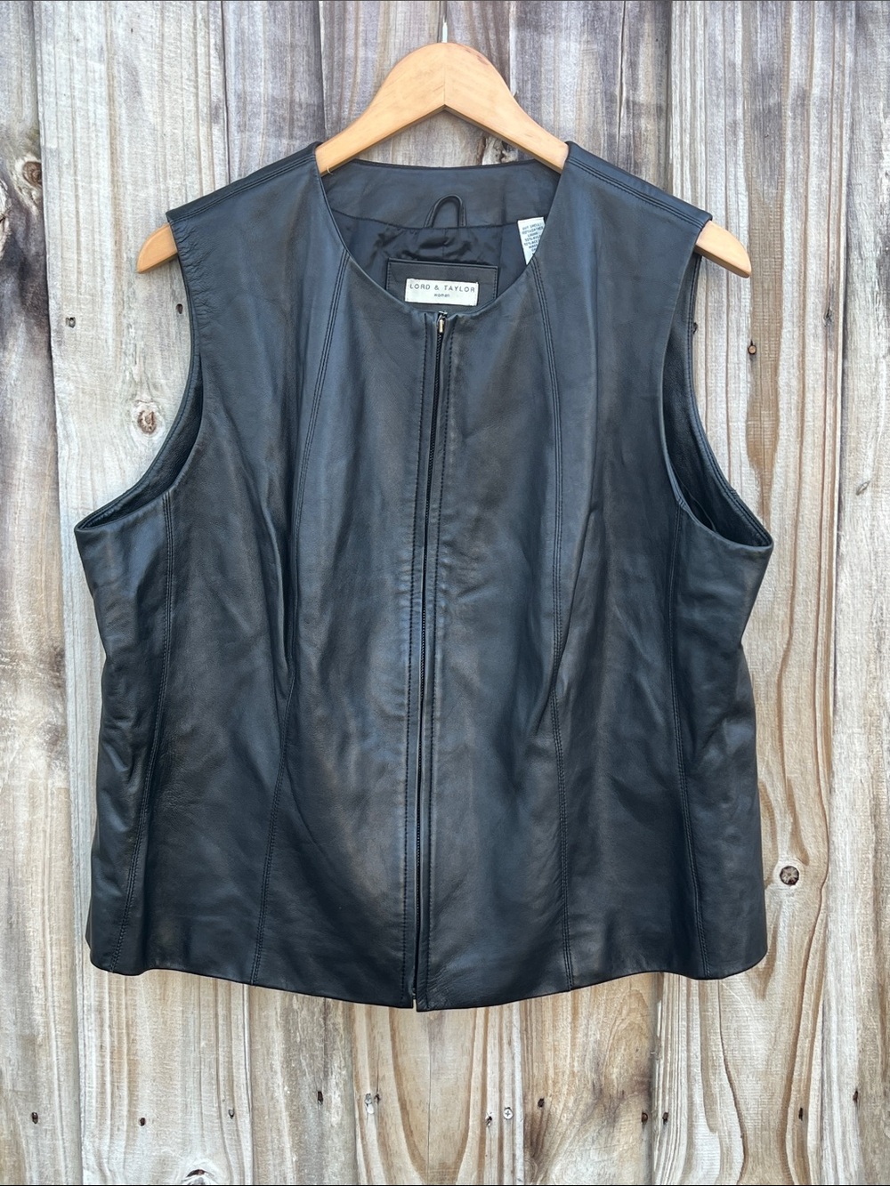 LORD & TAYLOR  Black Leather Zip Front Vest